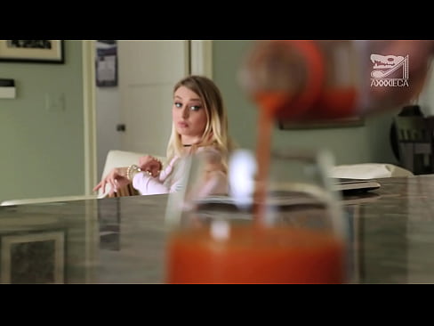 ❤️ ສາວຮ້ອນທີ່ມີ tits ໃຫຍ່ແລະ pussy ໃກ້ຊິດໄດ້ຮັບ cock ຈາກ loser, ແຕ່ຍາກຫຼາຍ ຮູບໂປ້ງາມ ທີ່ lo.pornoboden.ru ﹏